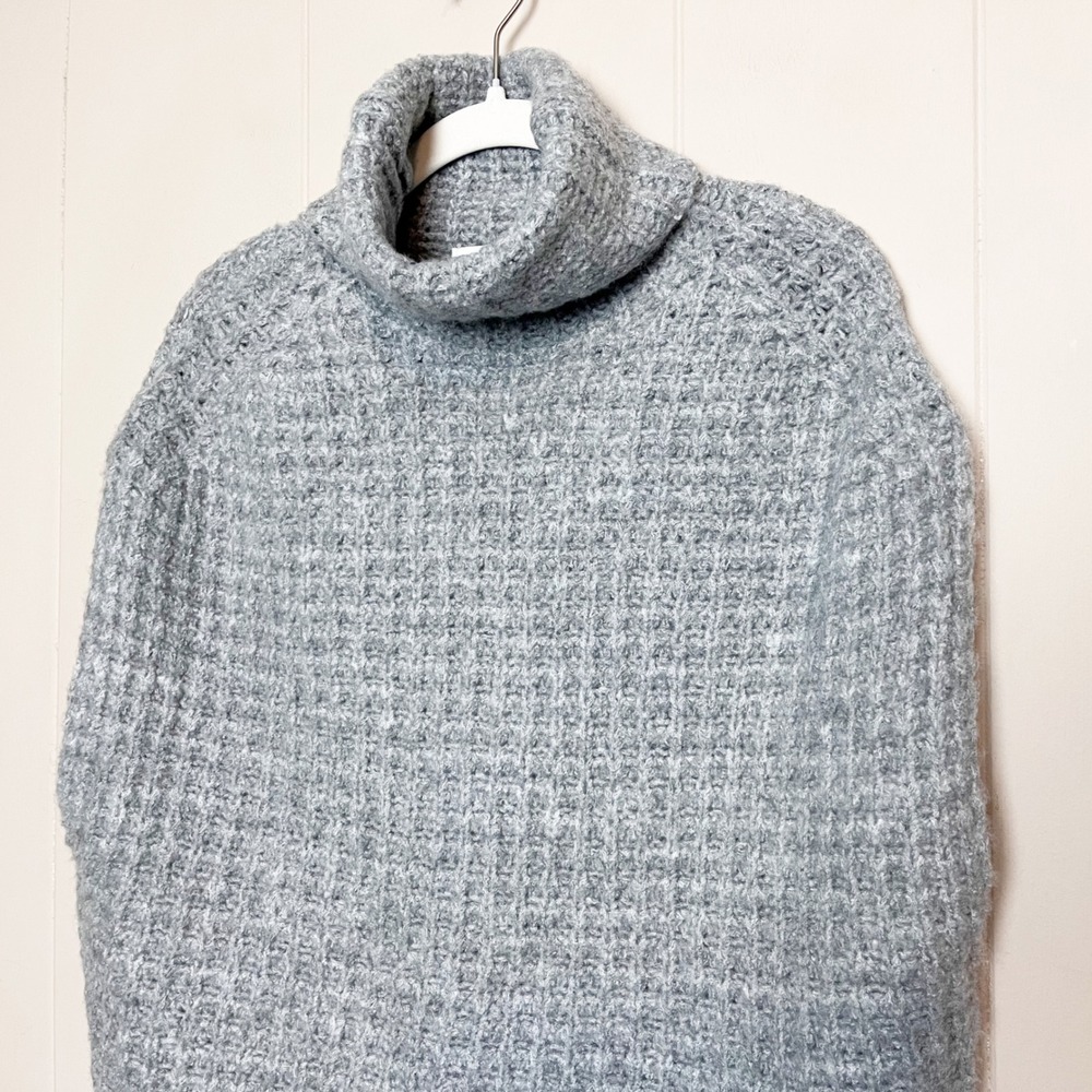 Anthropologie John + Jenn NWT Grey Waffle Knit Sleeveless Turtleneck Sweater S - Picture 5 of 13